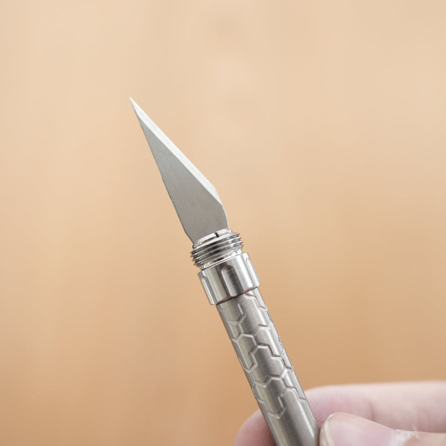 TITAMIUM PEN KNIFE (TITANION BY BYRON)