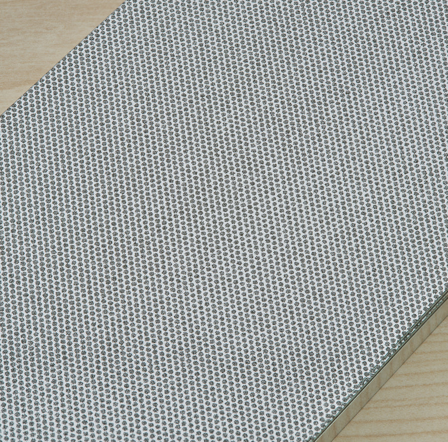 Atoma Diamond Plate #140